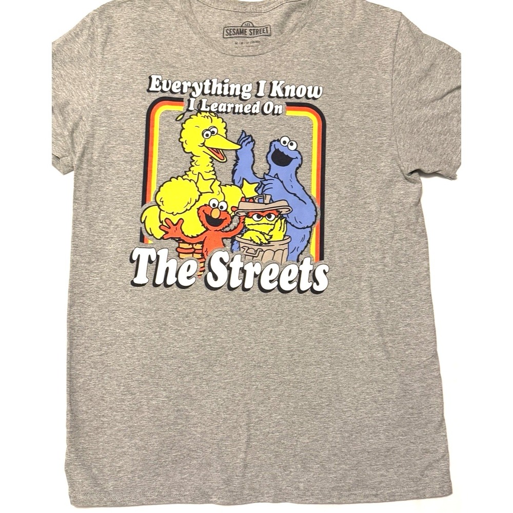 Sesame Street T Shirt  Mens Medium  Gray Big Bird Elmo Cookie Monster Graphic
